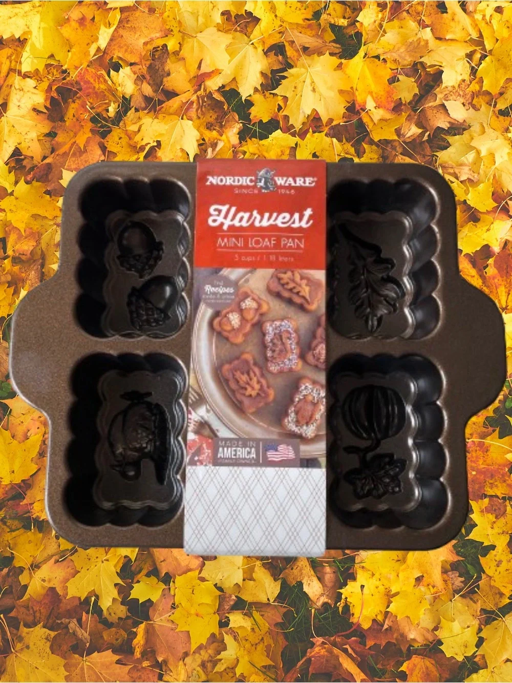 NWT Nordic Ware Harvest mini loaf pan